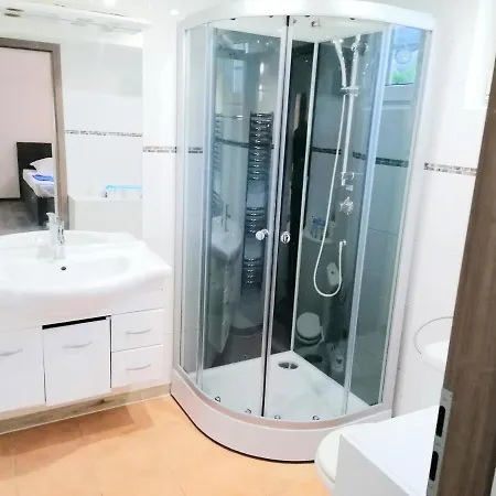 Apartament Moblierte Zu Vermieten Floersheim am Main