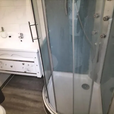 Moblierte Zu Vermieten Apartament *