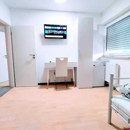 Moblierte Zu Vermieten Apartament *
