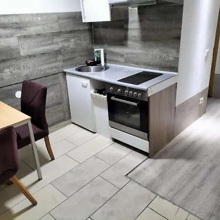 Apartament Moblierte Zu Vermieten *